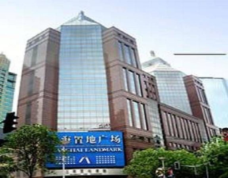 【上海置地广场】南京东路 房型方正 办公精装 地铁2,10线!