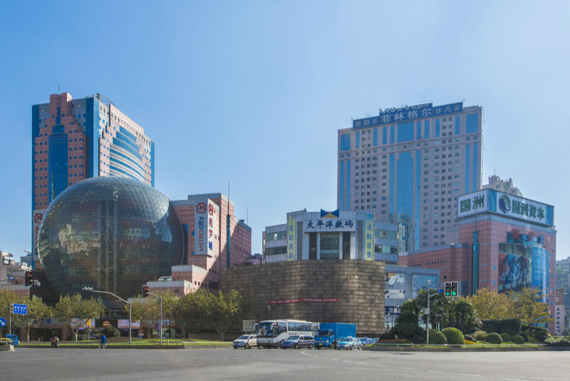 美罗大厦 地铁上盖 带装修现房 可分割 交通便利 价格实惠