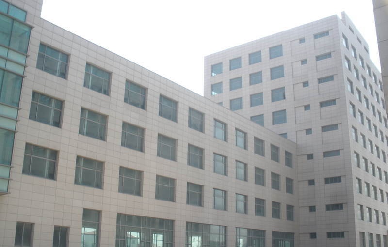 顾戴路12号线上盖银石科技园460平东南户型双面开窗