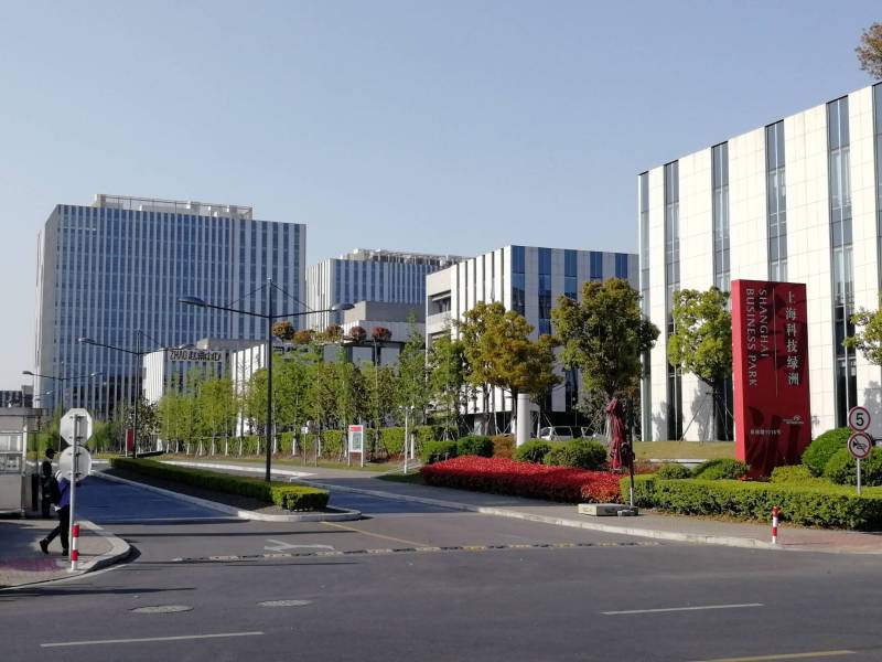 漕河泾科技绿洲500强聚集区,独栋5600送露台500方