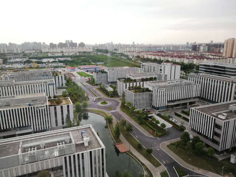 漕河泾科技绿洲,独栋企业总部,带屋顶花园