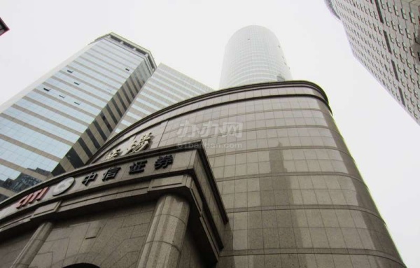 写字楼出租,紧邻大世界地铁站,精装修,免佣金,真