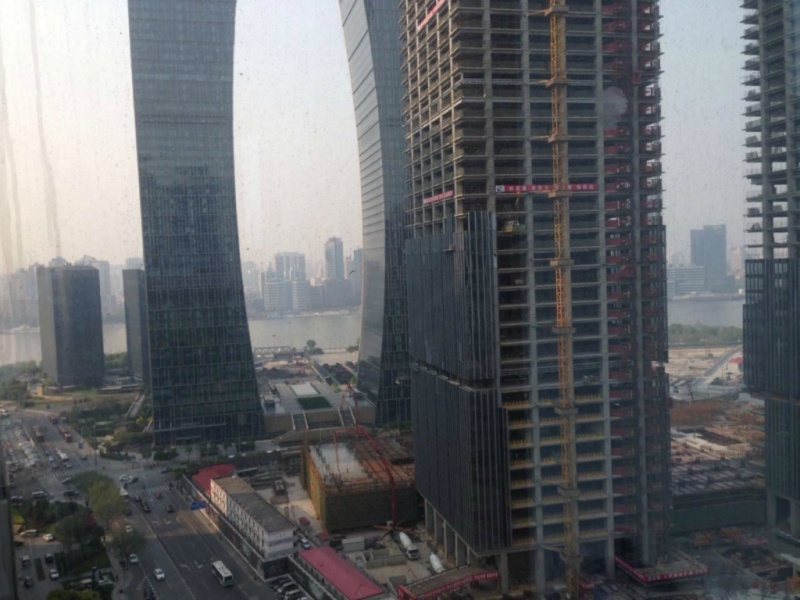 新上海国际大厦