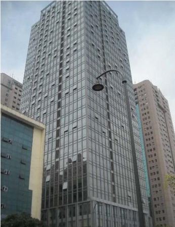 同达创业大厦精装230平 2号线娄山关路 带家具 年底急租