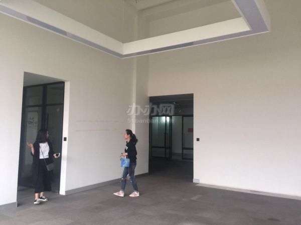 50艺术园区写字楼出租,普陀区莫干山路50号 领