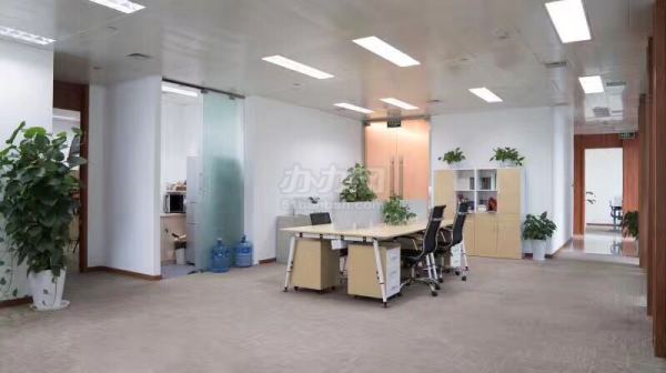 外高桥国际酒类交易中心写字楼出租,国际进出