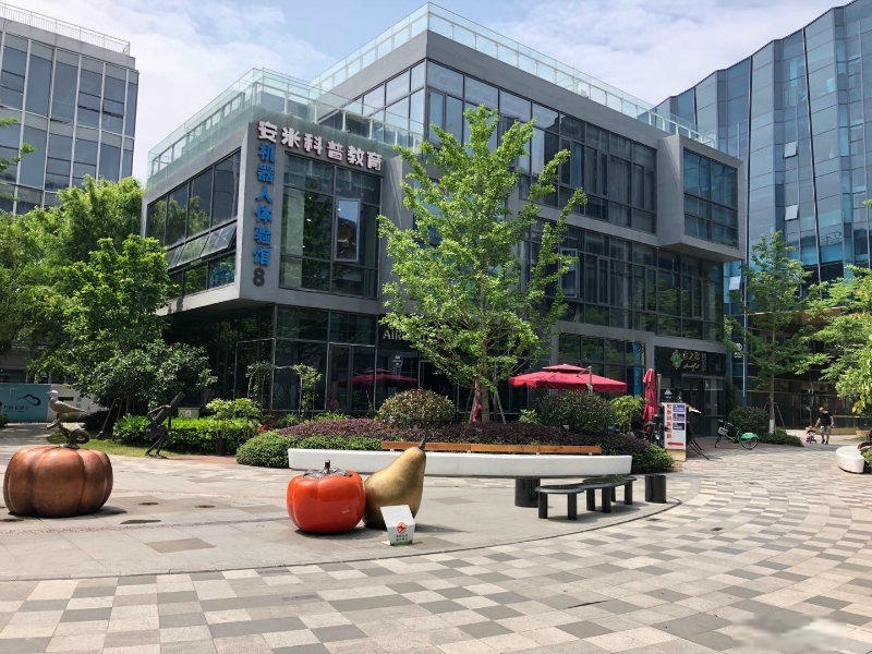 主干道沪松高架,中春路,嘉闵公路,沿着嘉闵别墅往北15分就到虹桥机场设计公司高架合肥图片