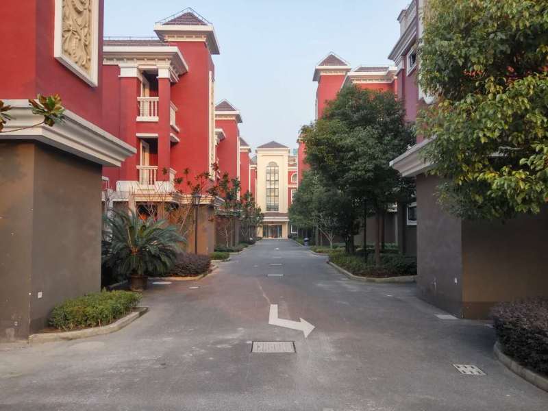 10号线,龙溪路地铁站,独栋别墅
