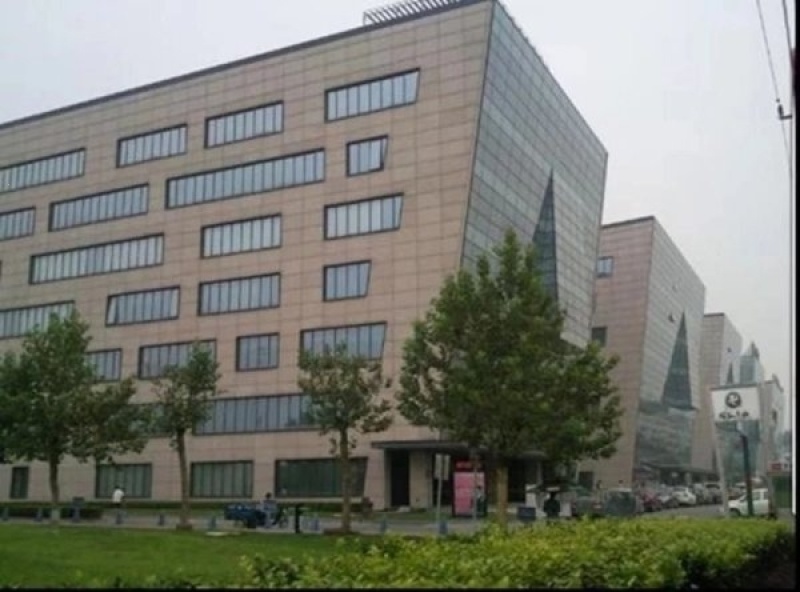 上地地铁附近《硅谷亮城》185平精装带工位车接车送—北京海淀区办公