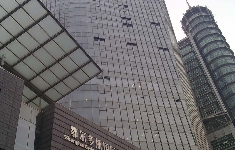 上海湾鄂尔多斯大厦外立面图