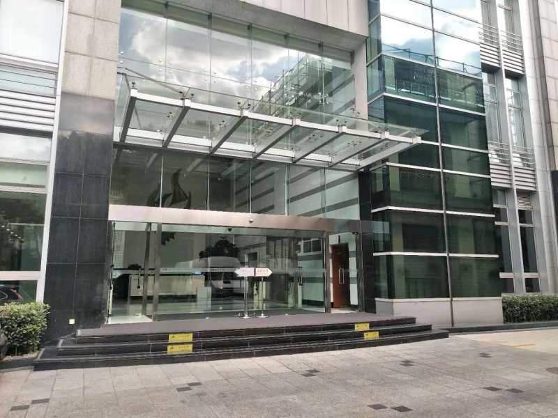 轻科大厦大楼入口