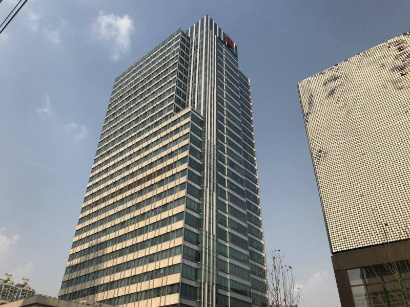 上海中海国际中心外立面图