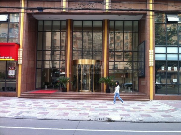 普陀金昌商务中心写字楼出租-普陀长寿路7\/13