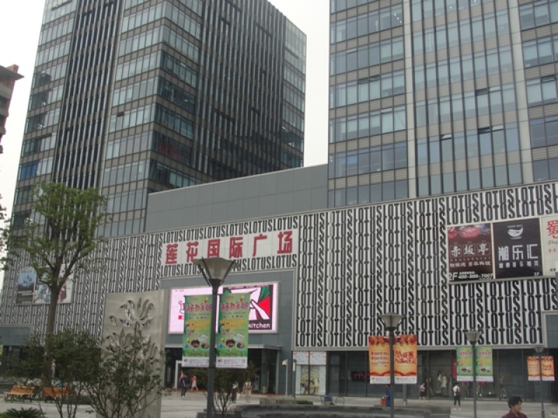 南方商城写字楼出租 莲花国际商务广场  本人从事房产2年,有许多优质