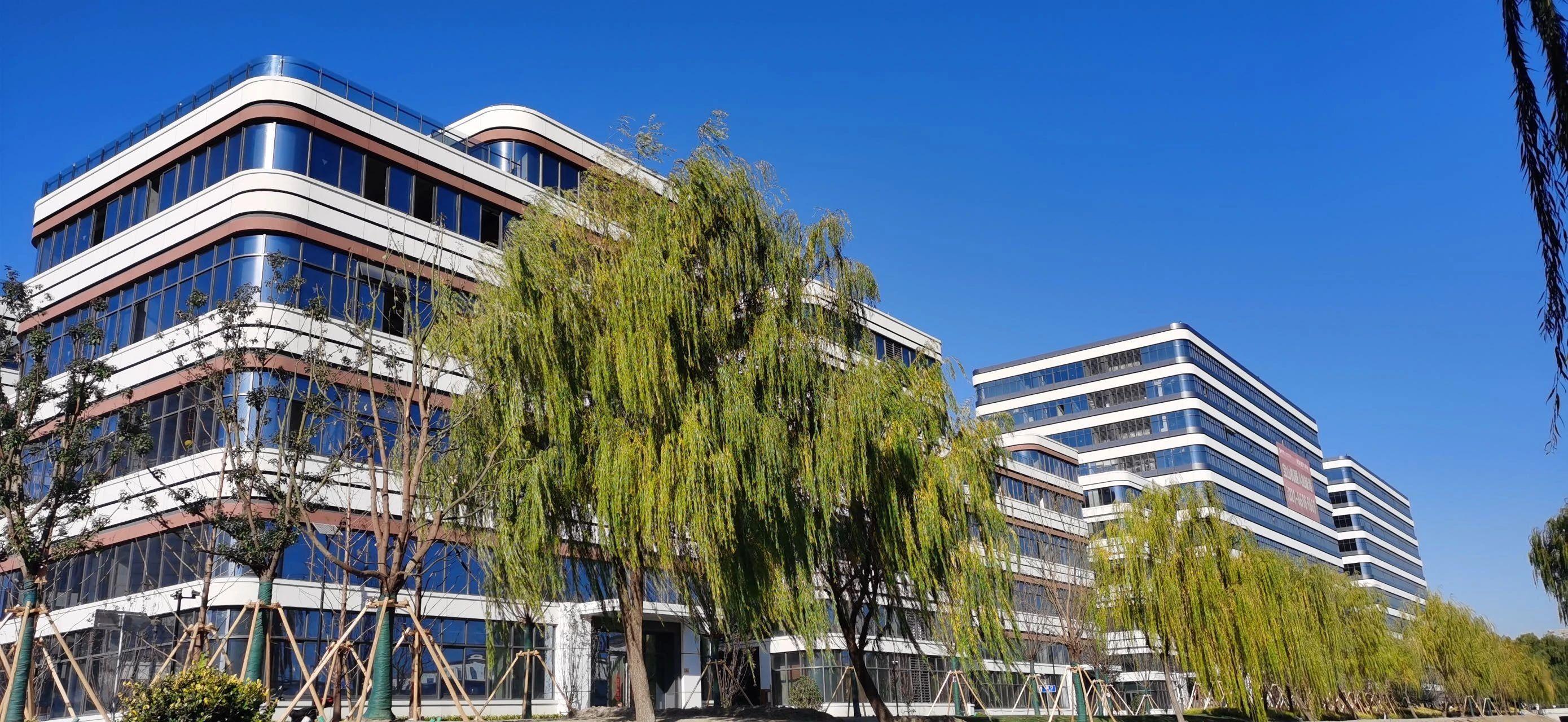 机器人产业园 可租可售 面积大小均有 紧邻地铁宝安公路站