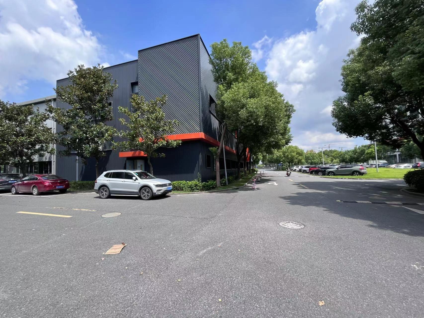 特惠闵行颛桥2700平104用地层高10米带精装修办公可分割
