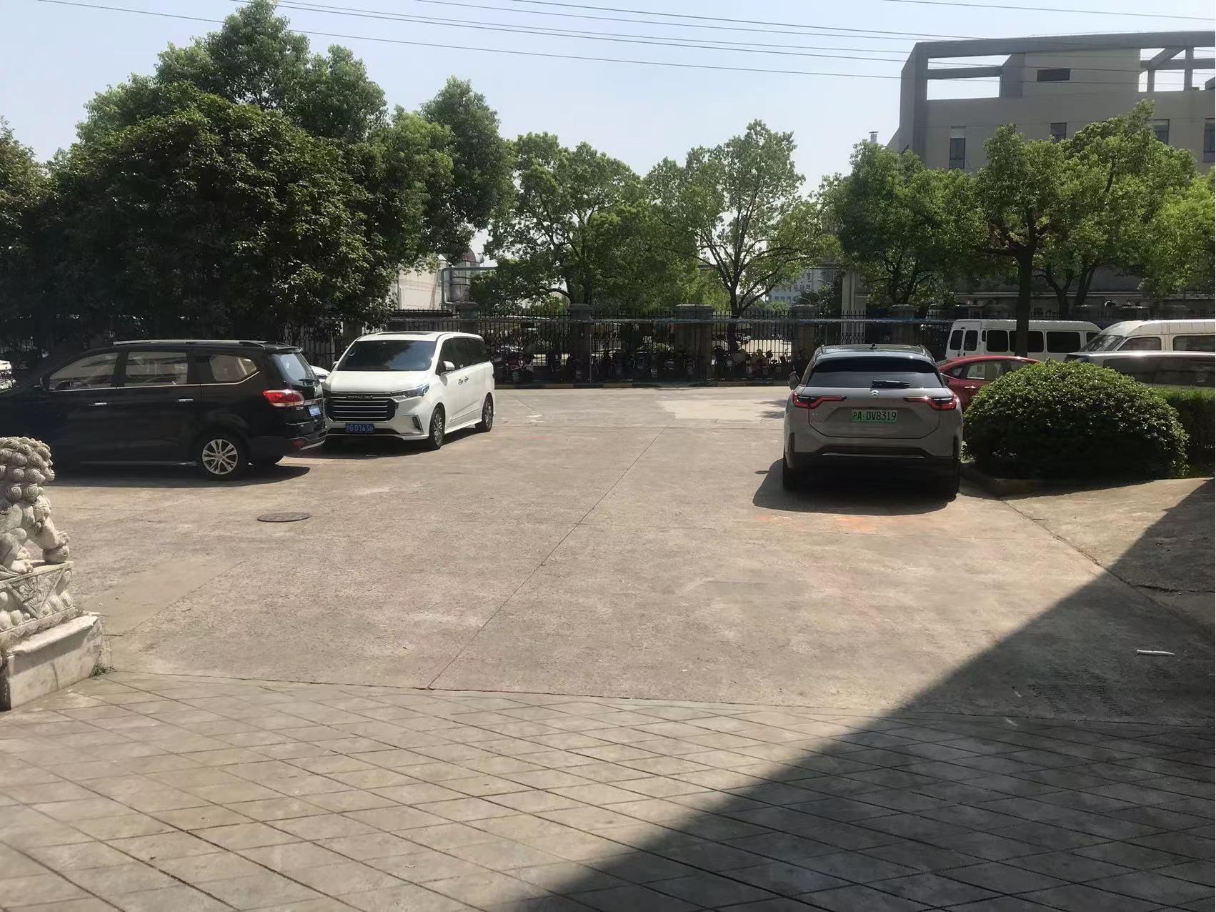 桃浦绥德路仓库1000平可分适合贸易办公直播广告电子组装