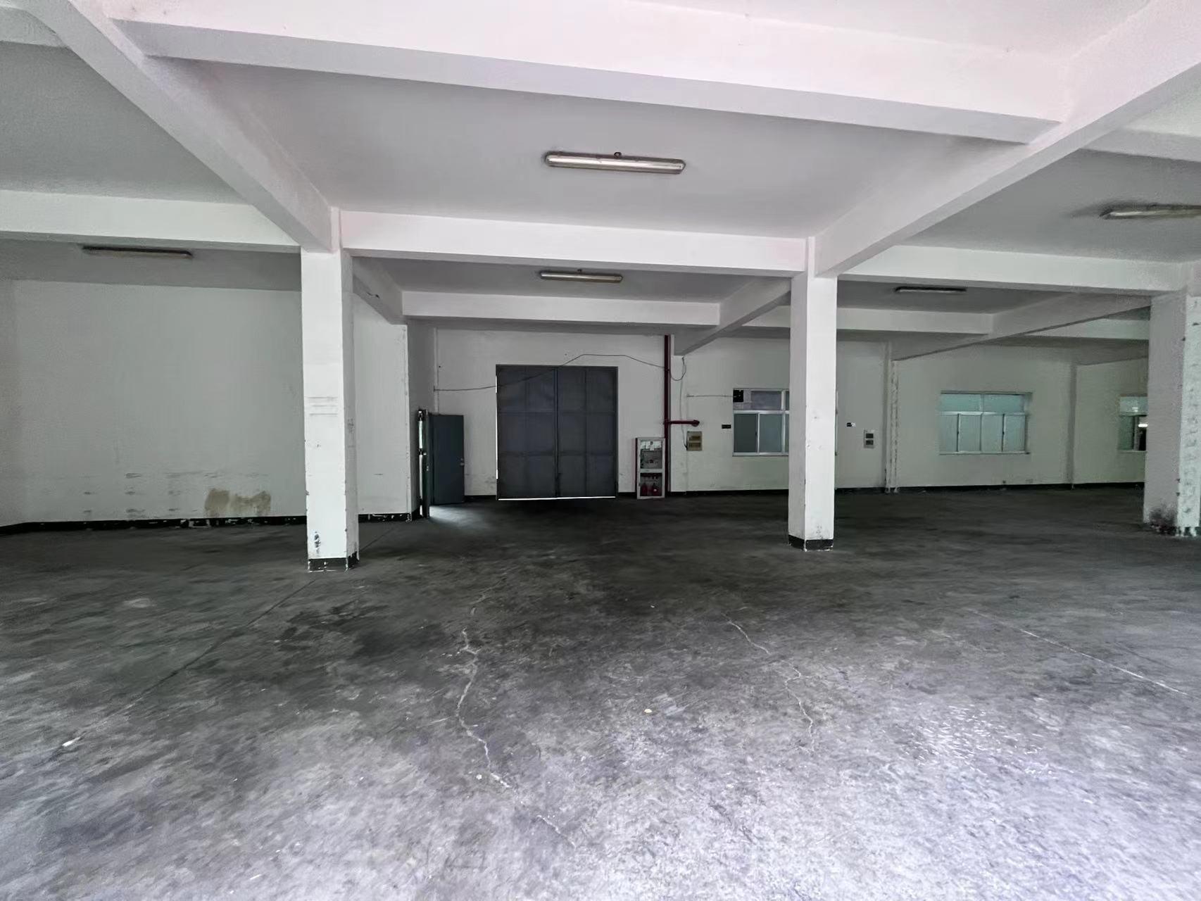 莘庄工业区独门独院4000平可分割104无行业限制