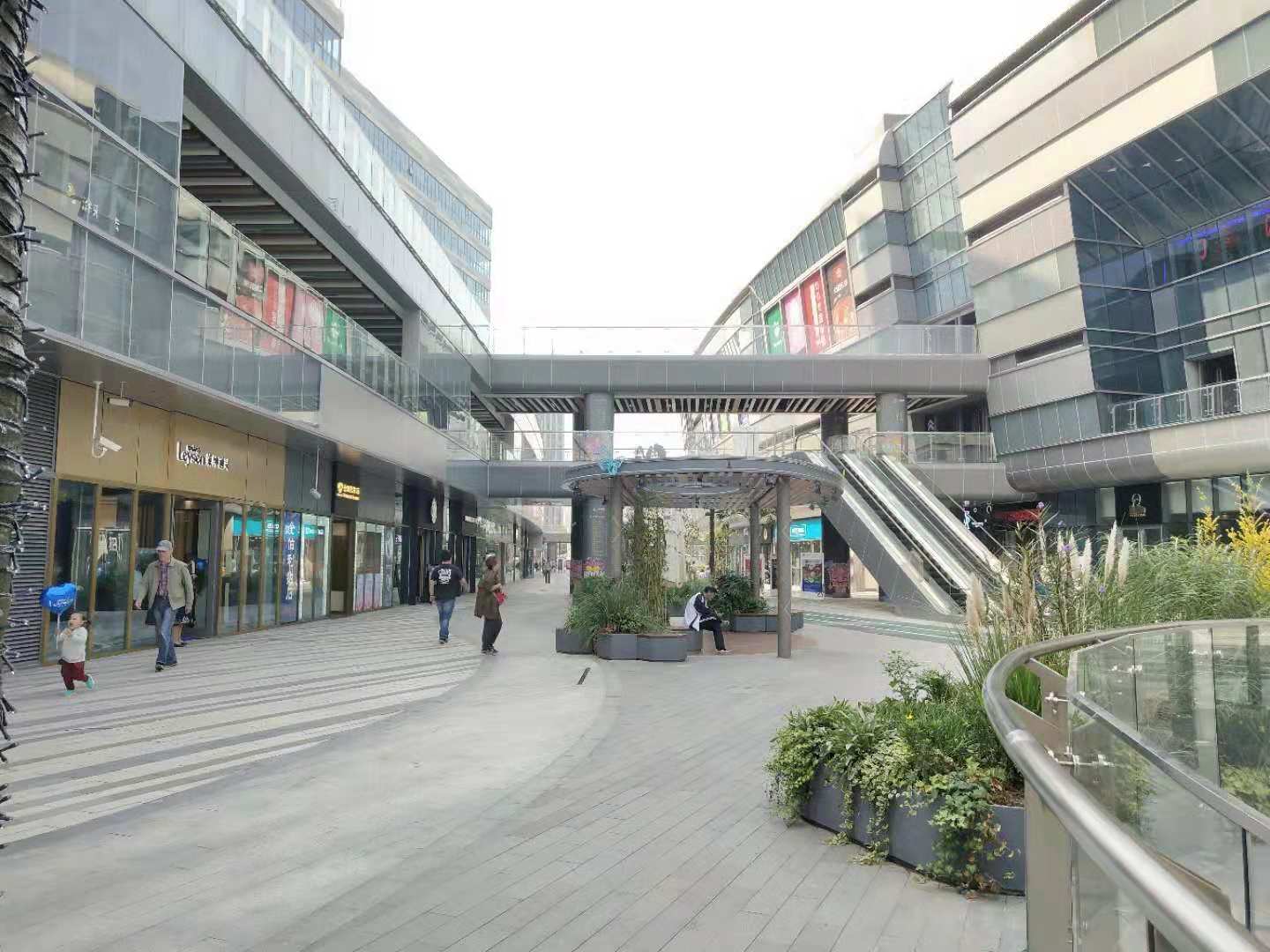静安大融城 江空间周边环境图