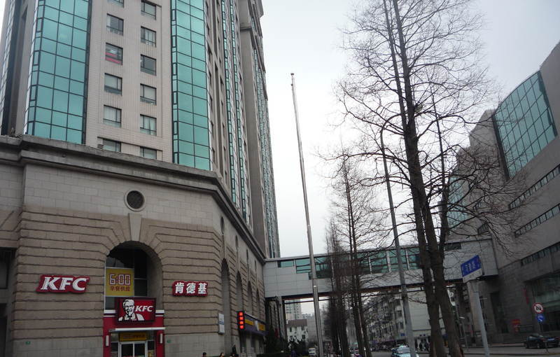 上海光大会展中心外立面图