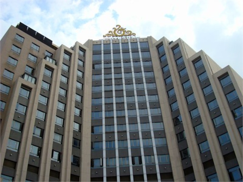 华纳商务中心写字楼出租,合川路地铁口办公楼308平350平出租—上海