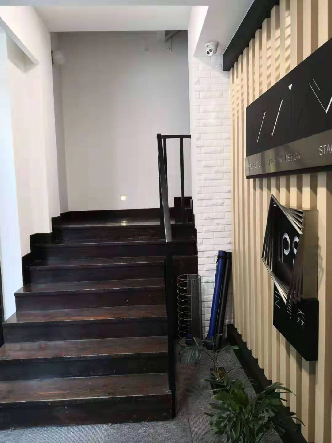 800秀