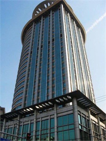 均瑶国际广场 280平米出租,简单装修,东安路地铁站