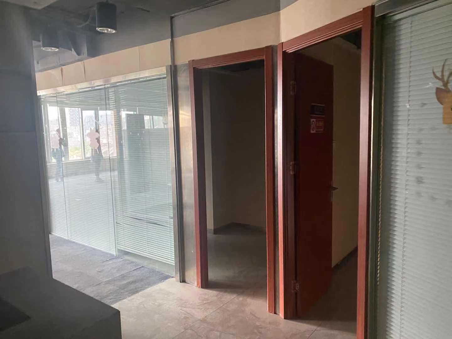尚都国际中心办公区域