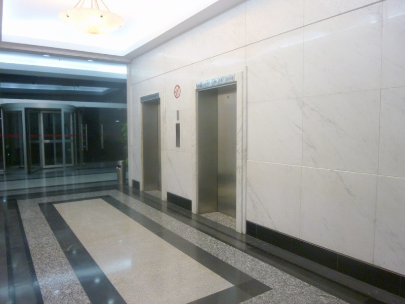 航科大厦电梯厅