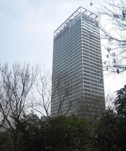 浦项广场位于陆家嘴金融区 办公环境好 正急租!