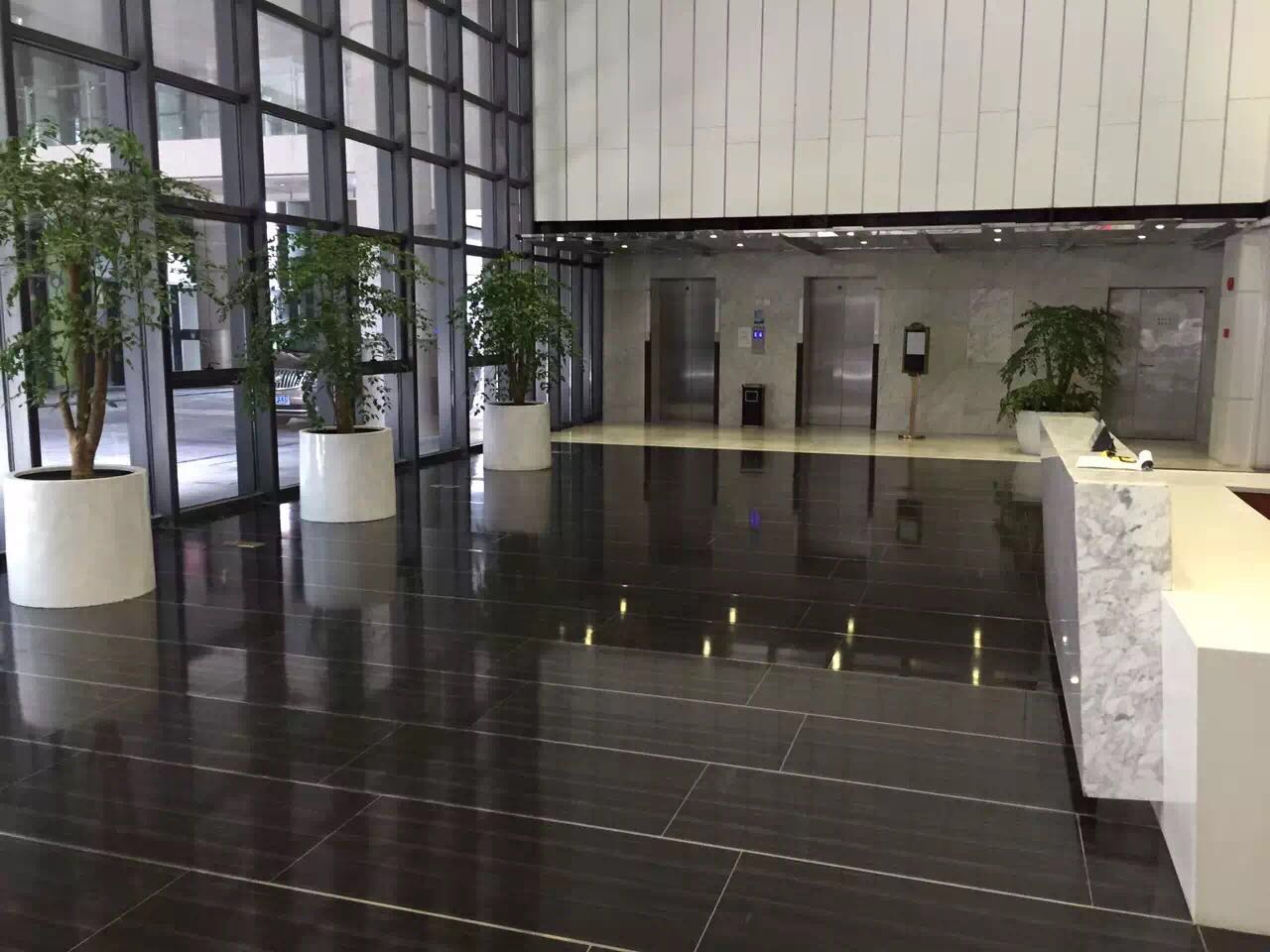 佳预大厦大堂
