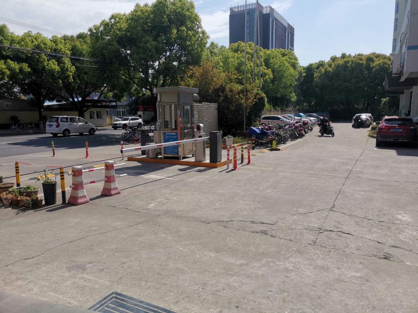 长视创业园大门入口