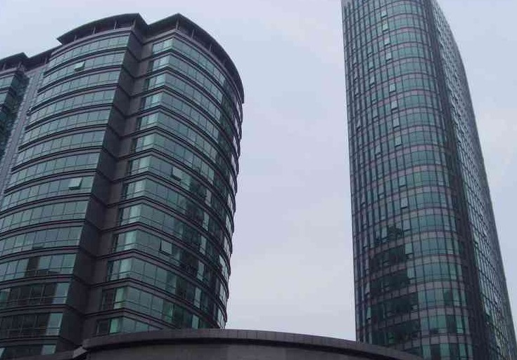 舜元企业发展大厦外立面图