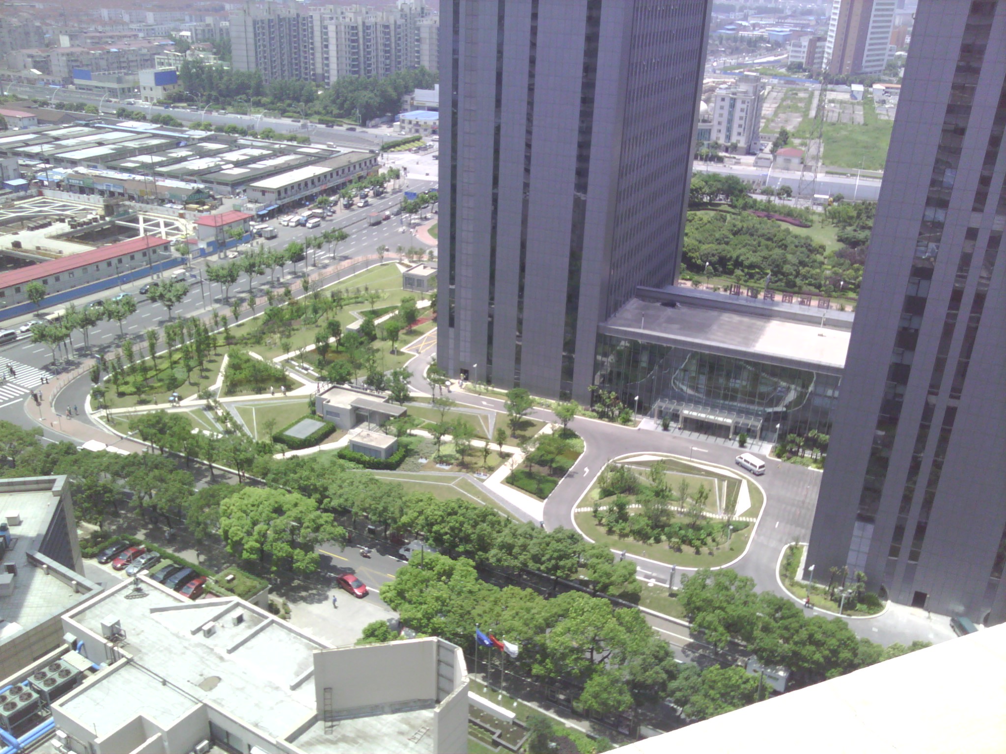 新漕河泾国际商务中心高层景观
