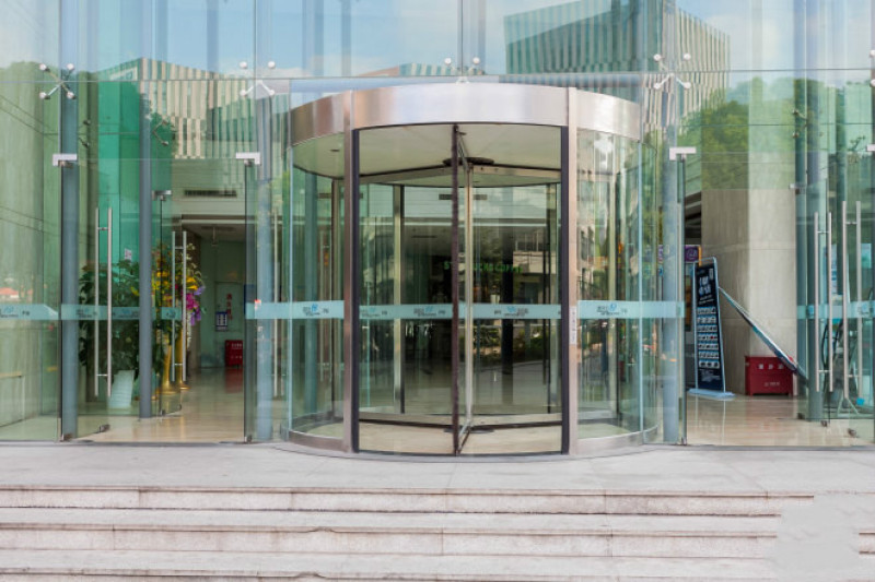 漕河泾凤凰大楼大门入口