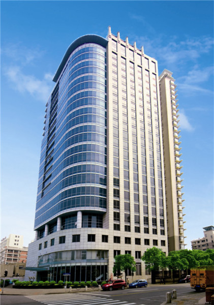 楼出租,龙峰大厦 近延安西路地铁 带装修出租 看房方便—上海长宁区