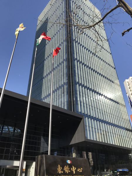 长宁区东银中心 高区正对电梯 近地铁 品质好 物业佳—上海长宁区办公