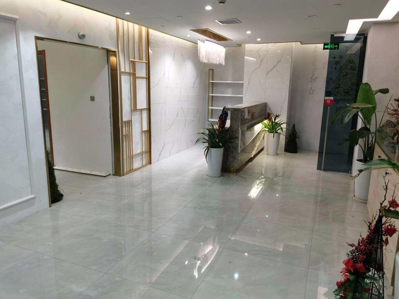 金鹰国际购物中心