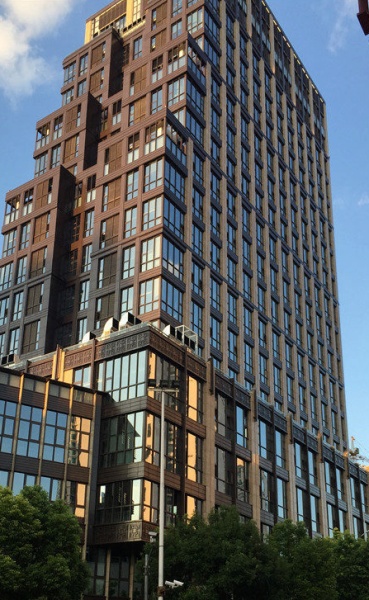 中潭路地铁口万业新阶120平 精装复式 带室内水 可注册