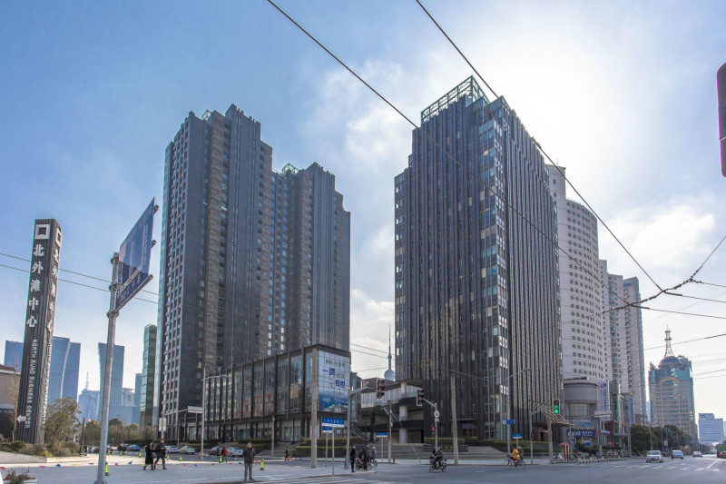 白金湾广场外立面