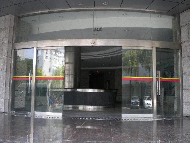 华一实业大厦办公区域