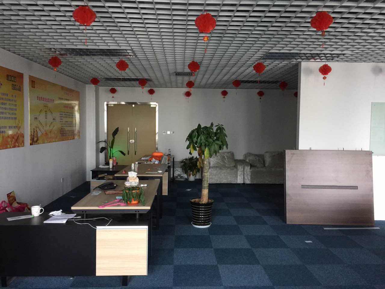 中天大厦办公区域