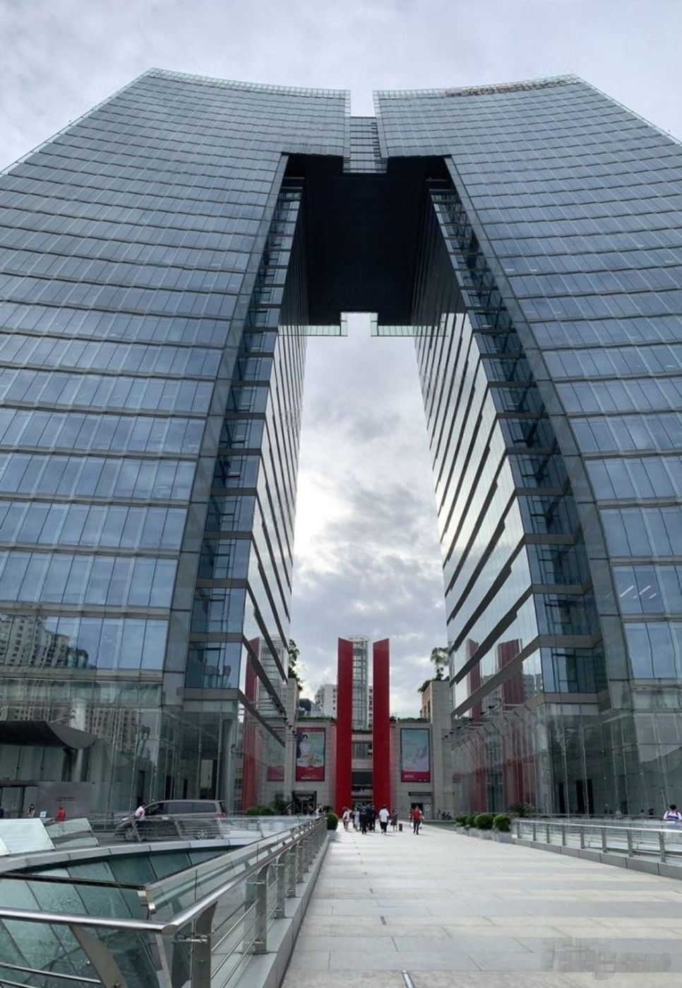 金虹桥国际中心
