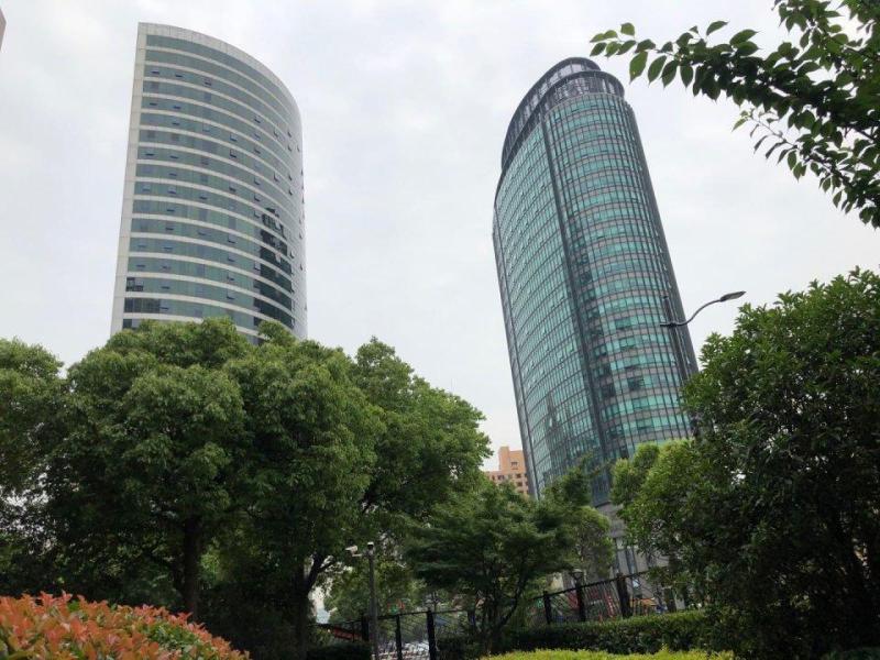 11号线江苏路地铁口 兆丰世贸大厦 现房精装修 高区方正