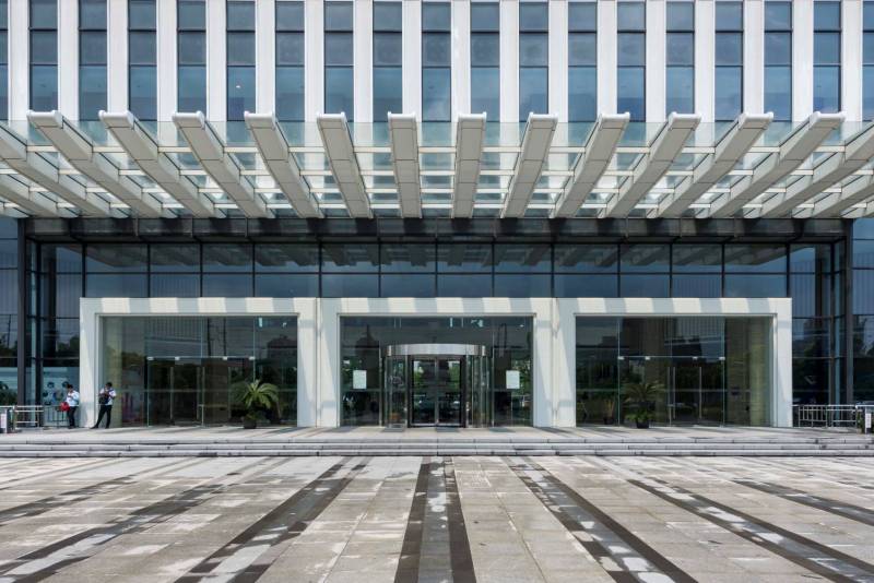 华滋奔腾大厦大楼入口