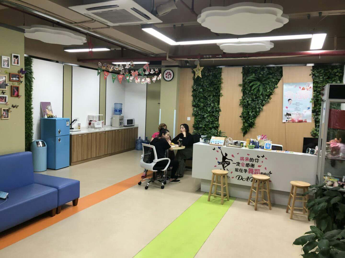 运动LOFT创意基地办公区域