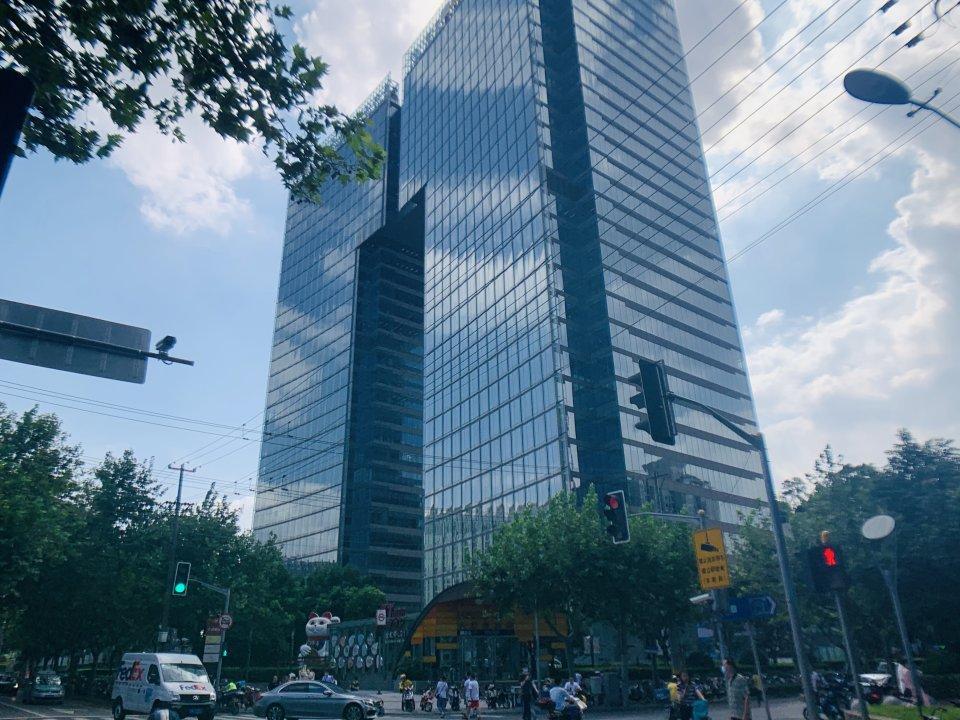 金虹桥国际中心