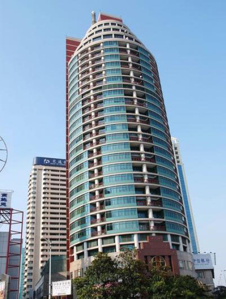 金桥大厦 精装修145平 独立空调 朝南采光好.行业不限