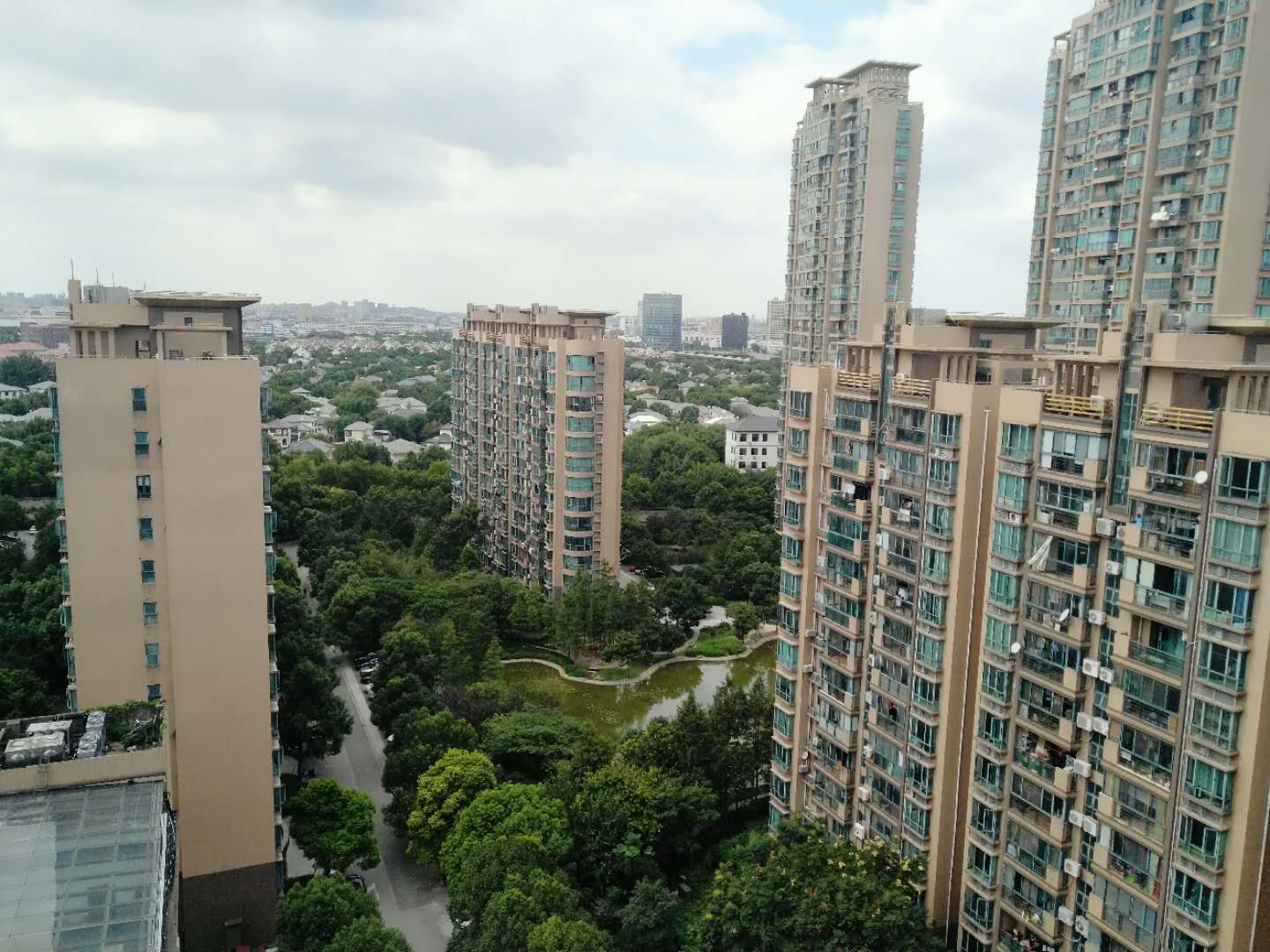 嘉和阳光大厦周边环境