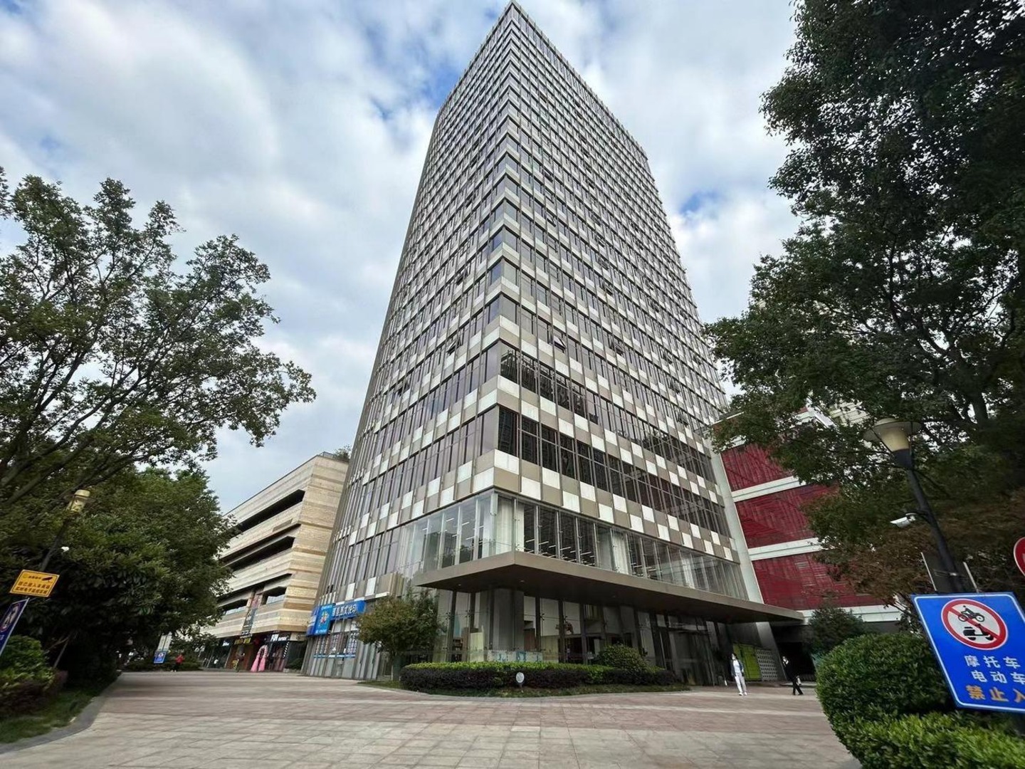 嘉定宝龙城市广场